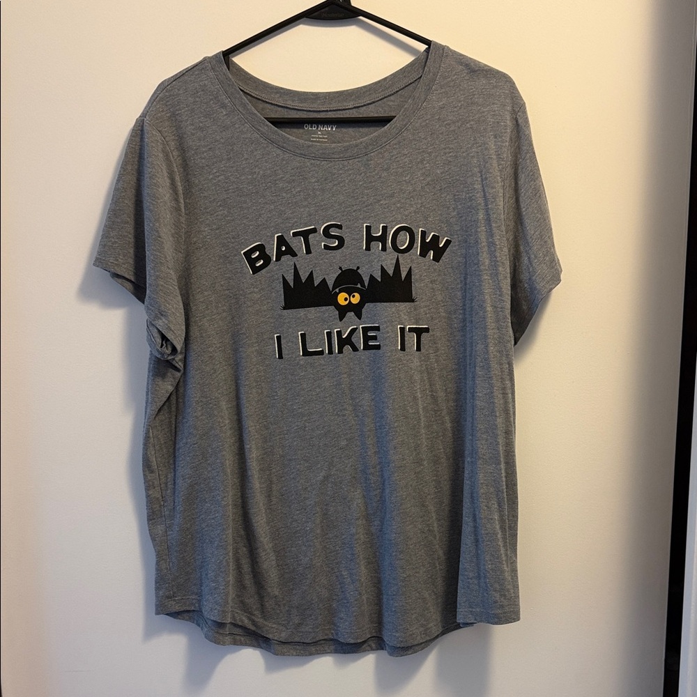 Old Navy Halloween Gray T-Shirt
